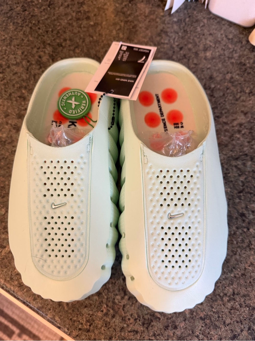 Nike Mind Slides in Barely Green - Picture 16 of 16